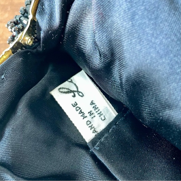 SOLD Vintage La Regale Black Beaded Evening Bag Gold Bead Detailing + Chain - Picture 15 of 16